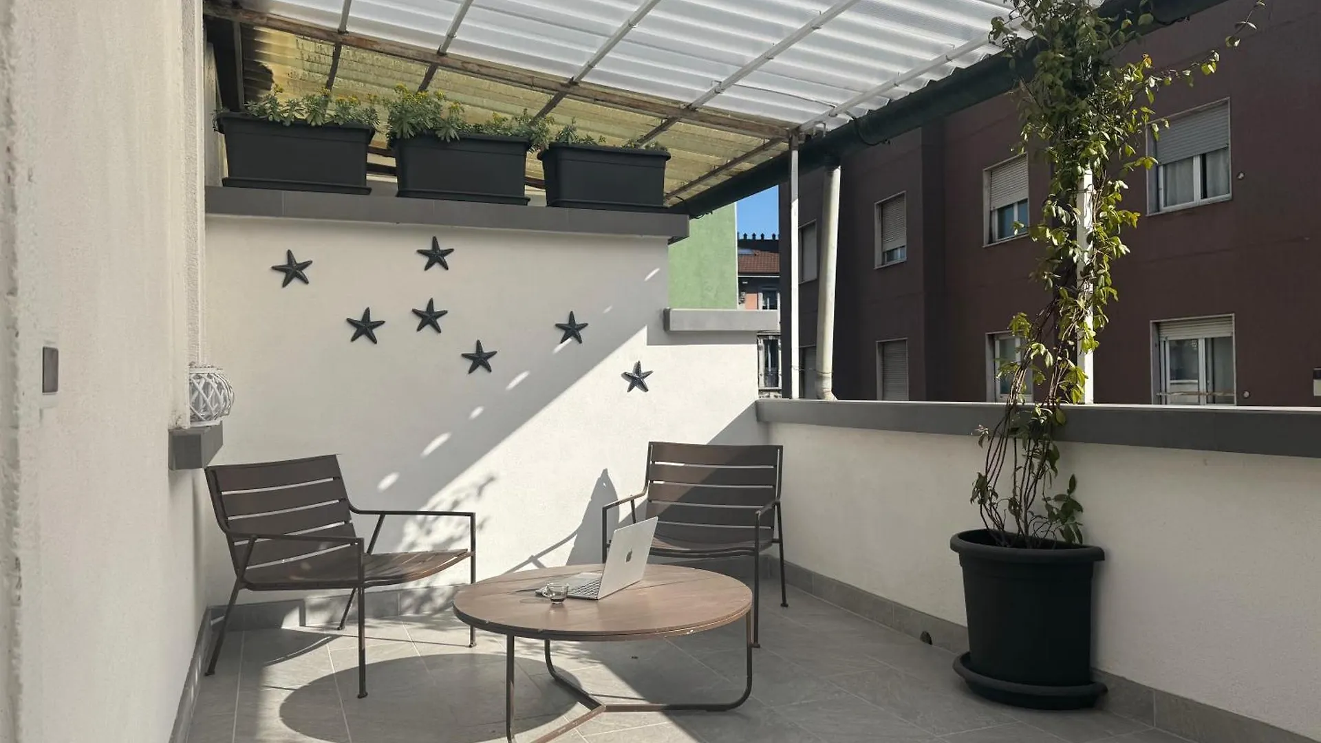Terrace And Relax - Joseph\'S - Homy Milano contacts
